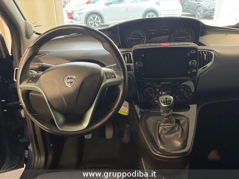 Lancia Ypsilon III 2021 1.0 firefly hybrid Gold Plus s&s 70cv 5p.t