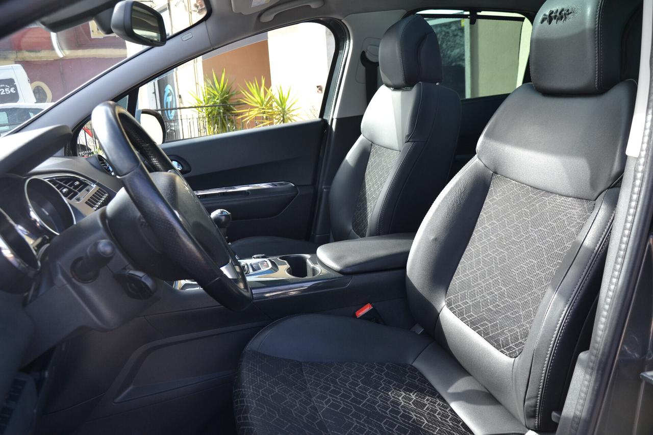 Peugeot 3008 1.6 HDi 120CV ALLURE **EURO6B**NAV+PEL+TETTO+RCAM+