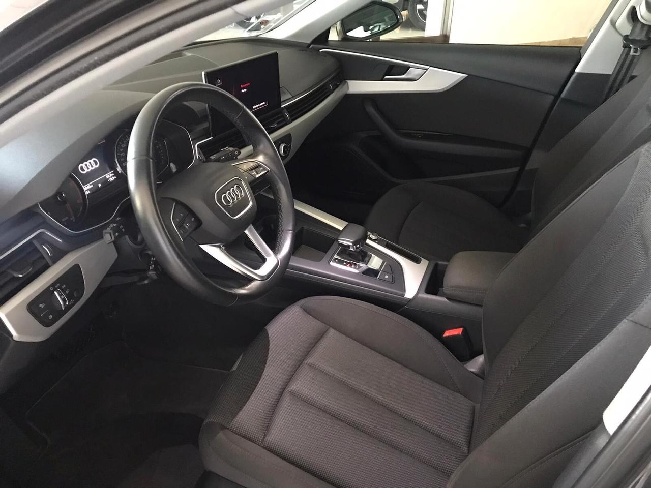 Audi A4 Avant 40 TDI quattro S tronic Business