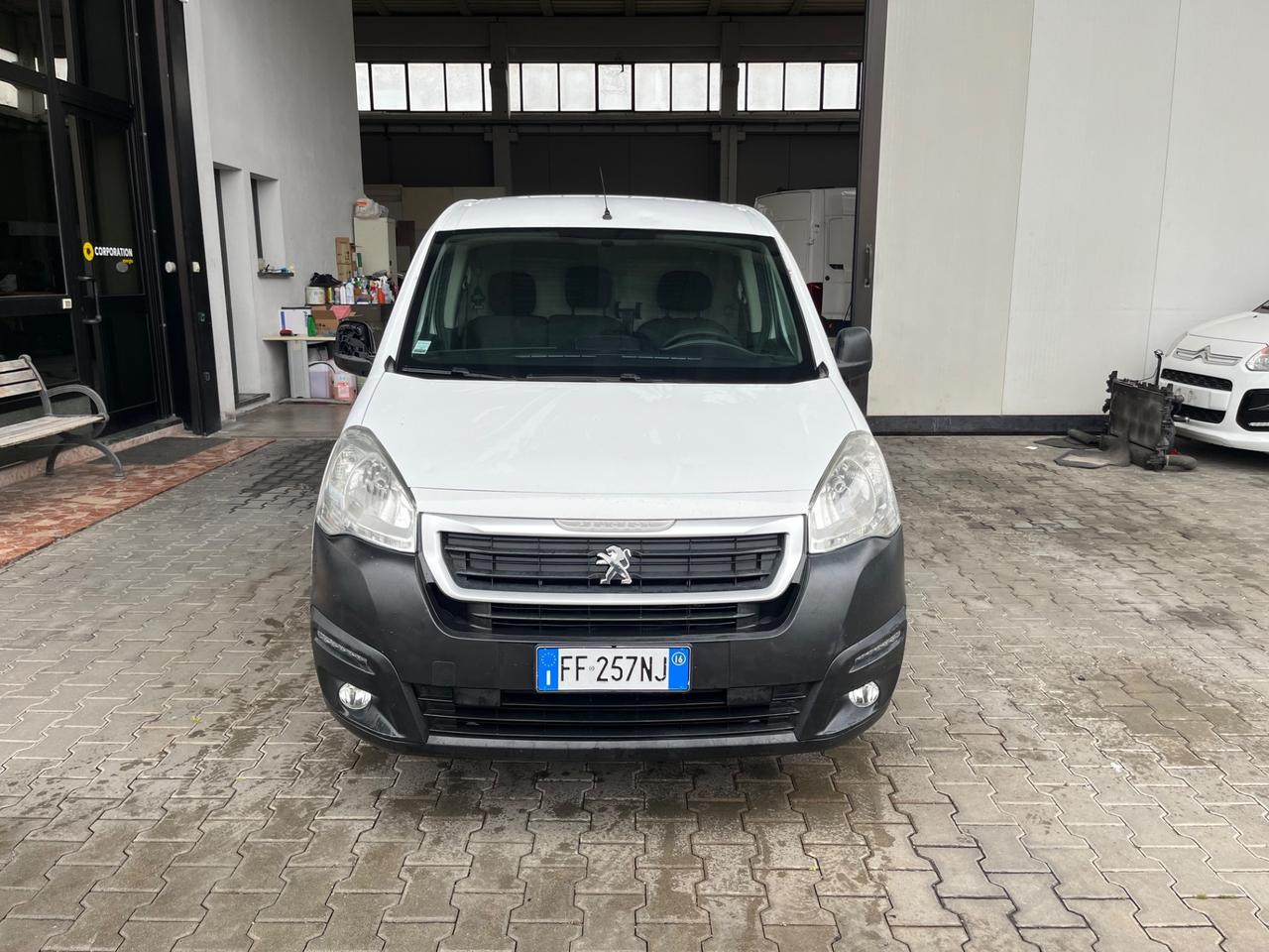 Peugeot Partner Tepee BlueHDi 100 Active