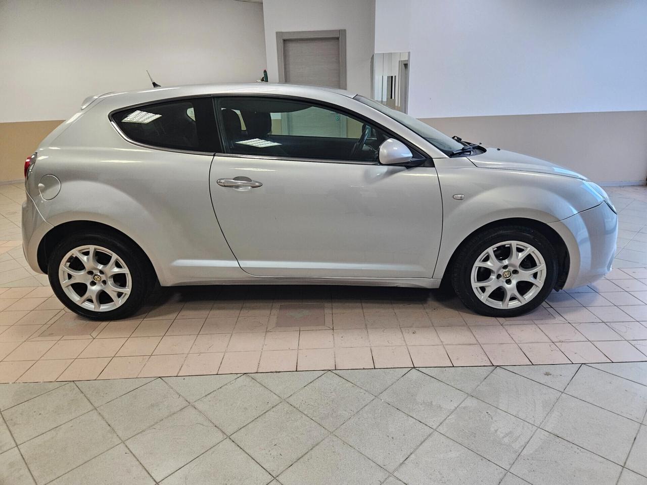 Alfa Romeo MiTo 1.6 JTDm 16V Distinctive