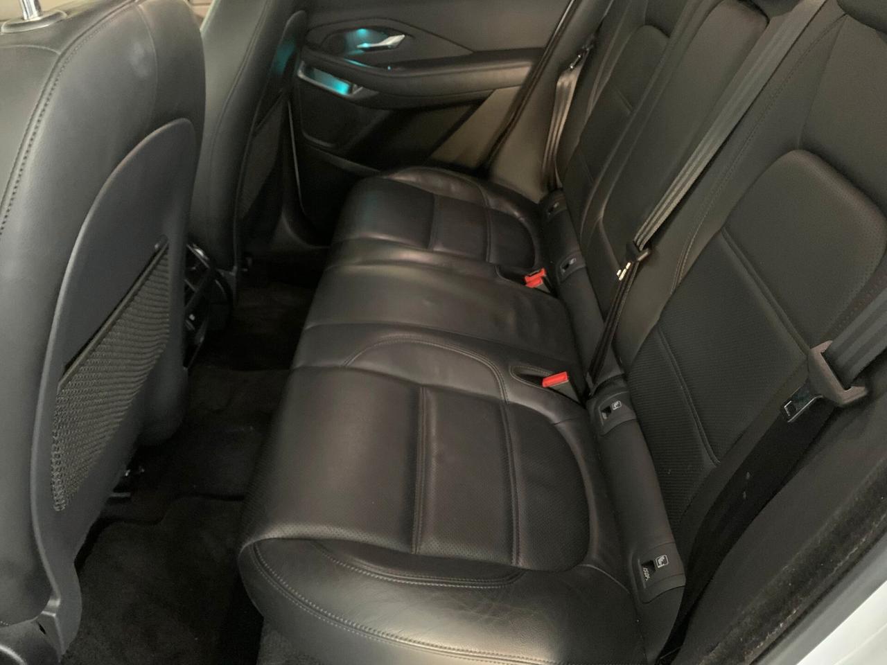 Jaguar E-Pace 2.0D 150cv R-Dynamic S