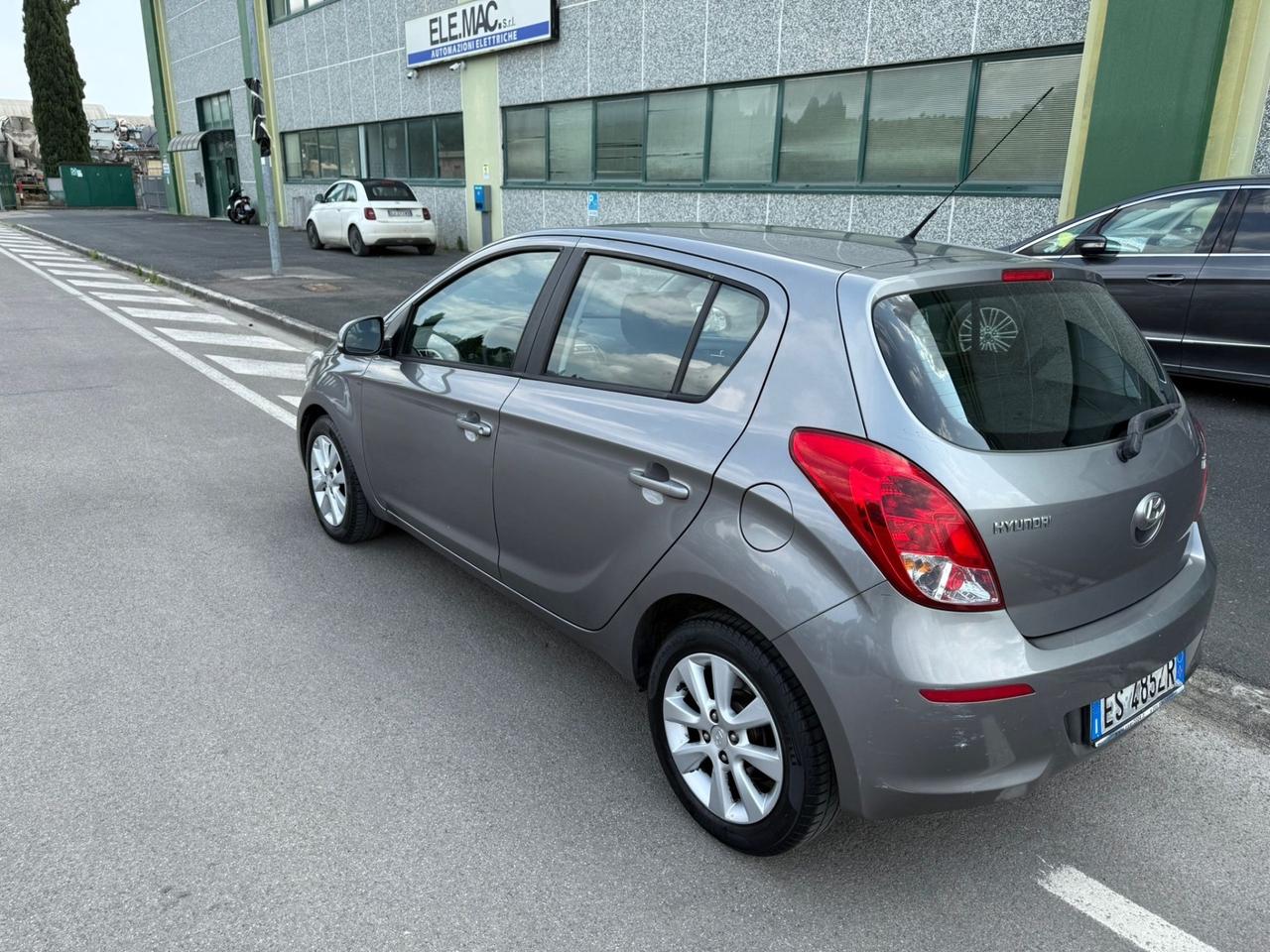 Hyundai i20 1.2 5p. 2013 137.000 KM