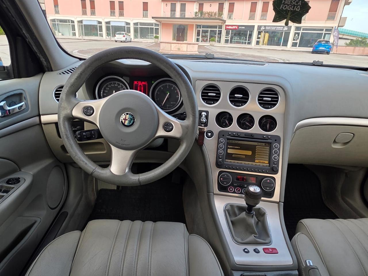 Alfa Romeo 159 2.2 JTS 16V Distinctive