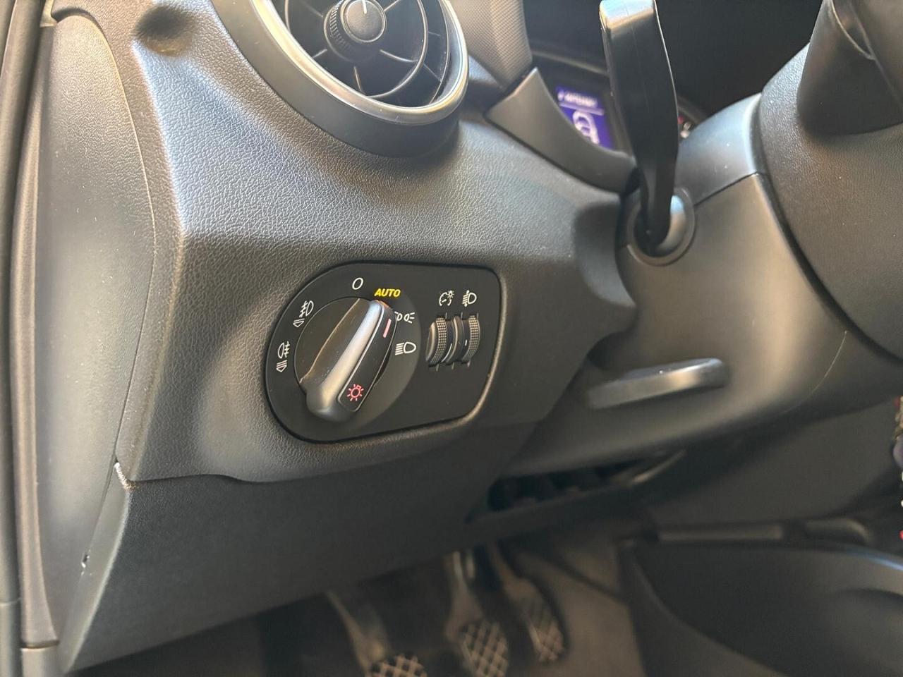 AUDI A1 - UNICO PROPRIETARIO