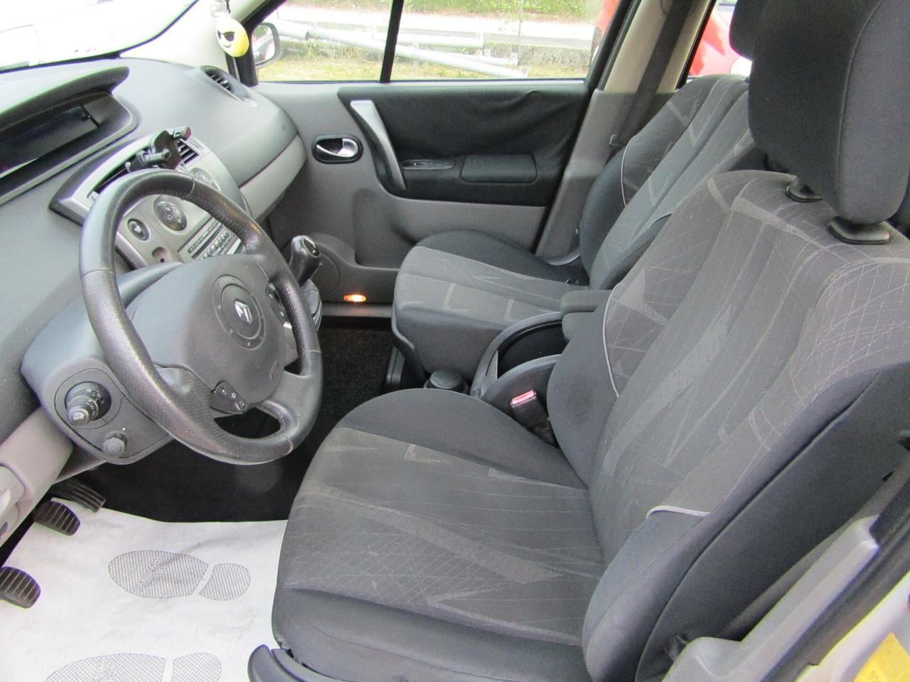 Renault Scenic Scénic 1.6 BZ appena preparata