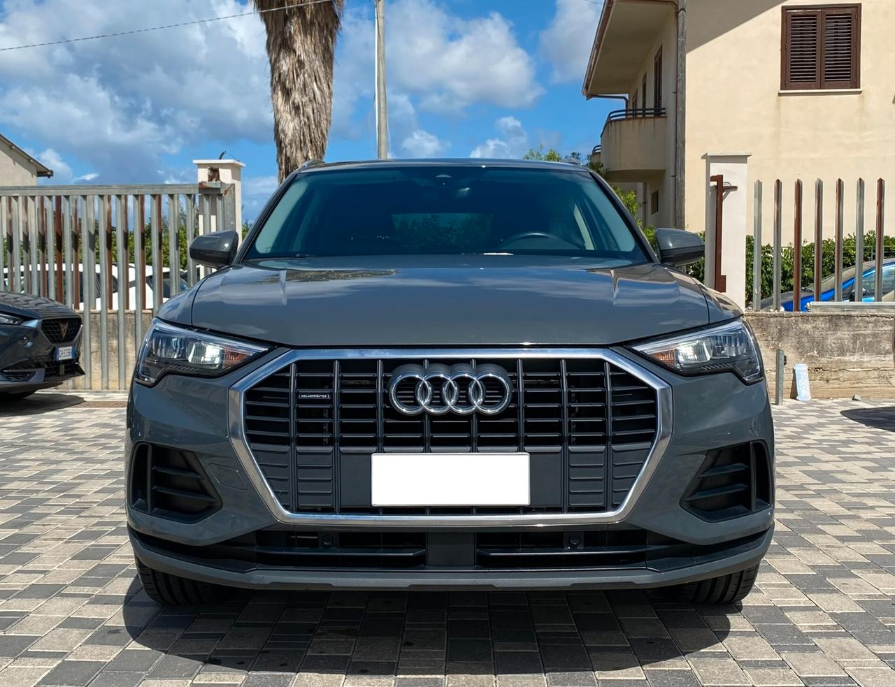 Audi Q3 Business 2.0 TDI 190CV s-tronic quattro 40