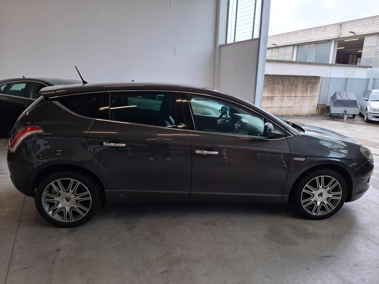 Lancia Delta 1.6 MJT DPF Gold