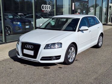 Audi A3 A3 Sportback 1.6 tdi Attraction 90cv