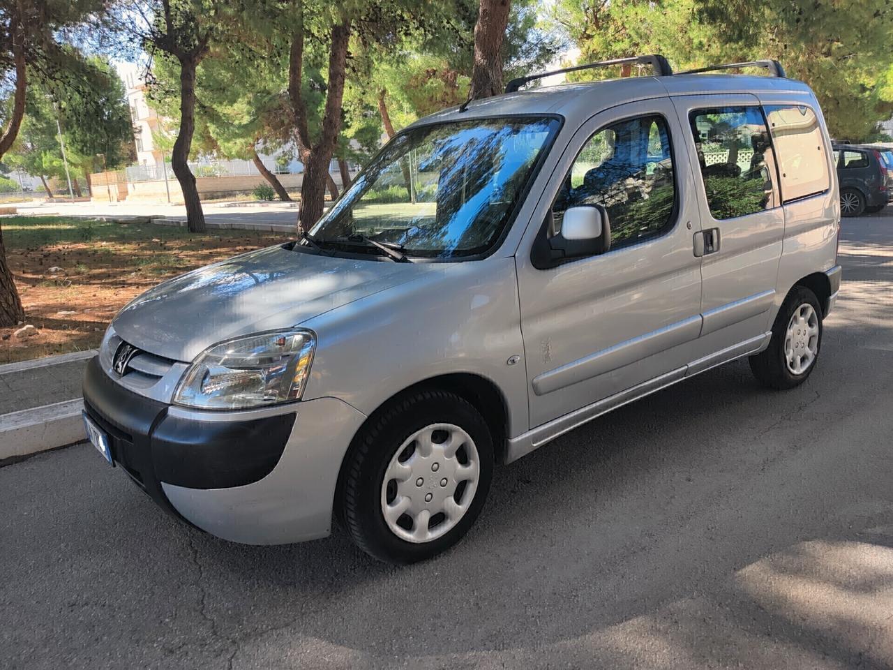 Peugeot Ranch 1.6 HDi 90 CV.5p. gancio traino