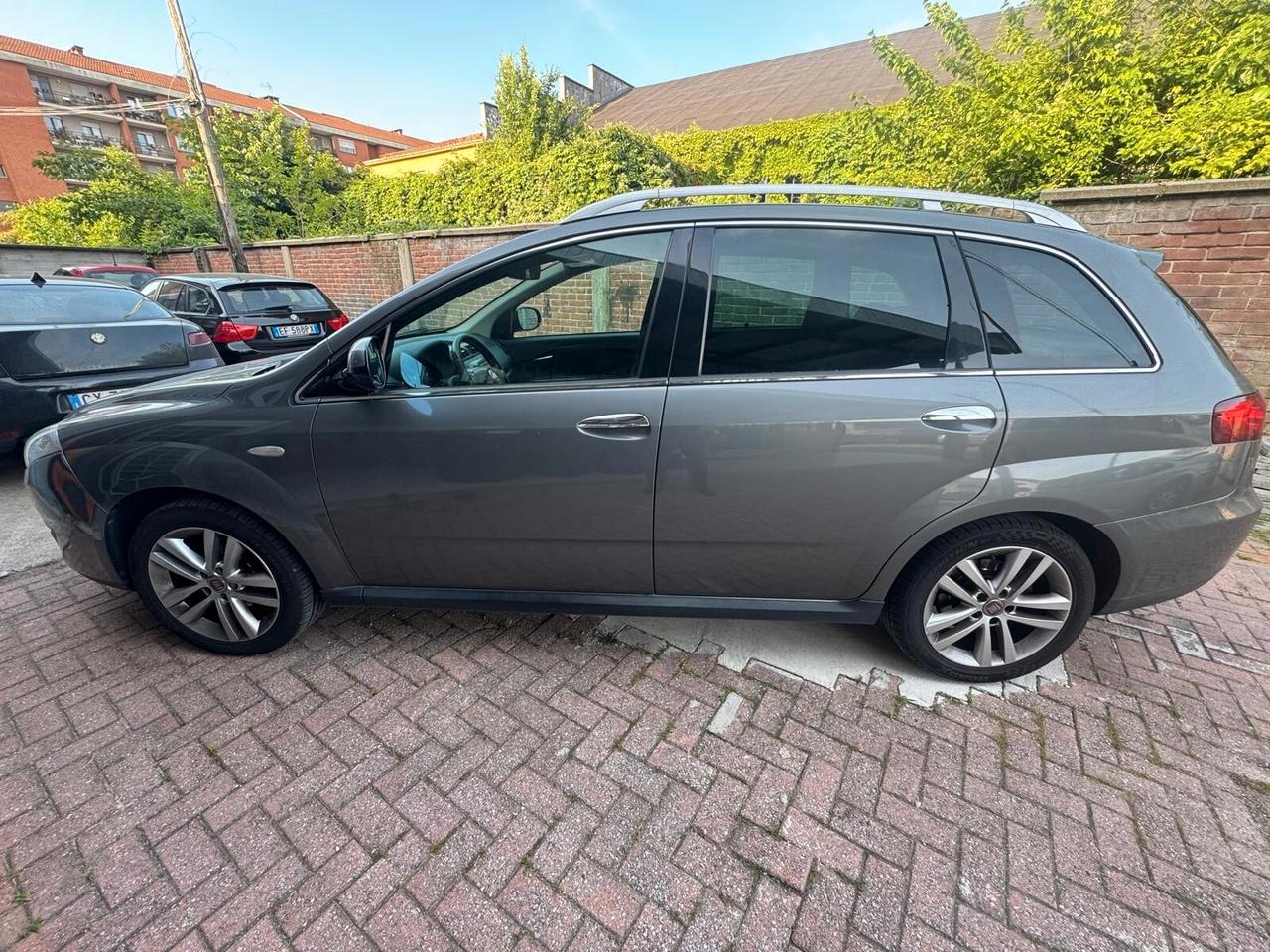 Fiat Croma 1.9 Multijet Emotion
