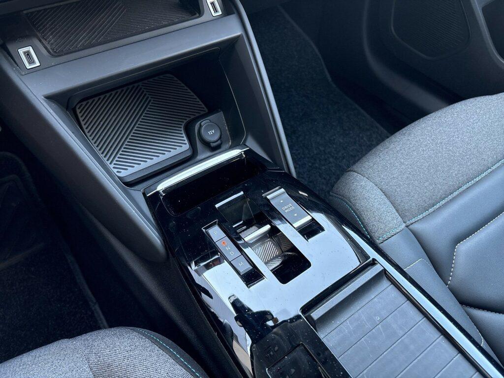 Citroen C4 1.5 BlueHDi Shine EAT