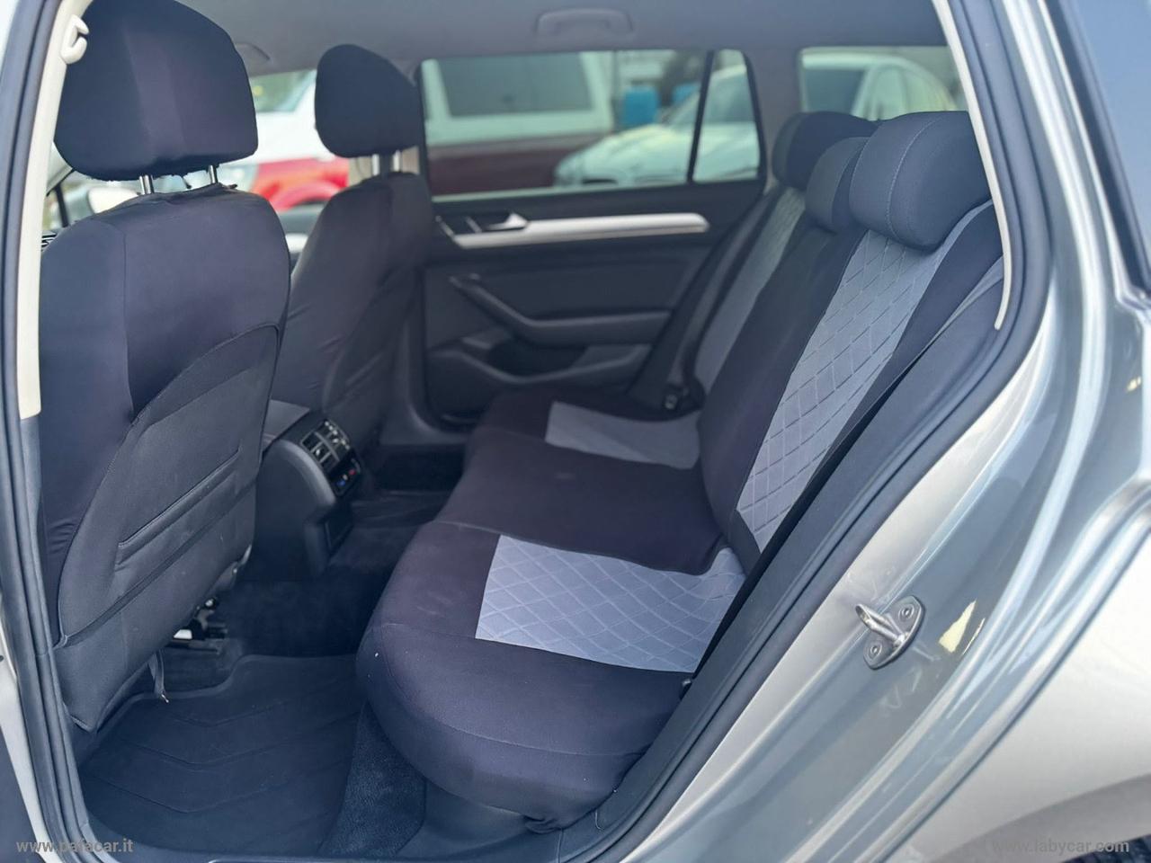 VOLKSWAGEN Passat Variant 2.0 TDI DSG Highline BMT