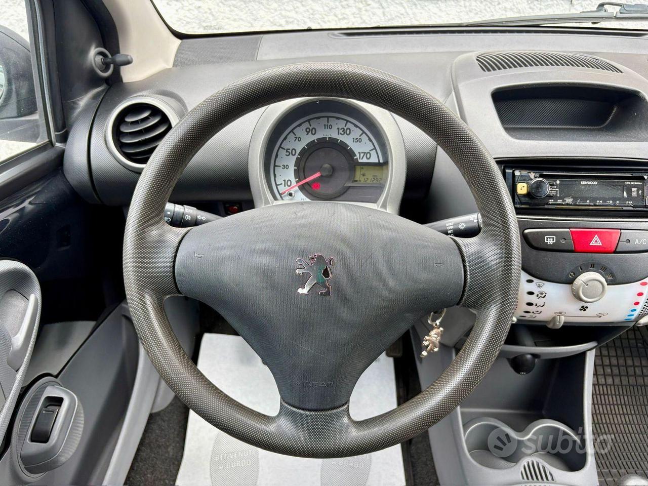 PEUGEOT 107 1.0 BENZINA Allure 5p NEOPATENTATI