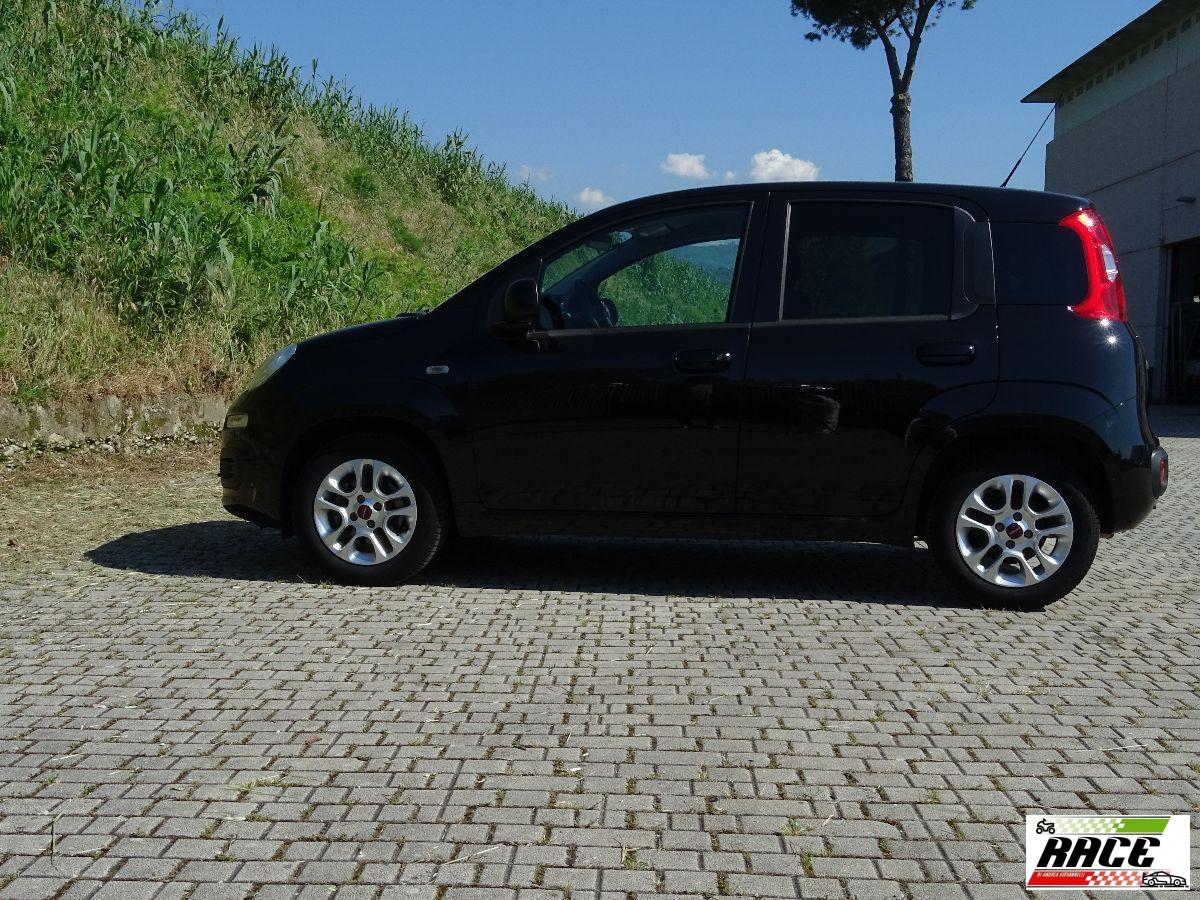 FIAT - Panda - 1.2 Lounge telecamera, vivavoce, radio digitale