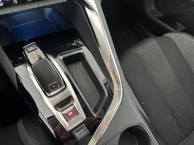 PEUGEOT 5008 BlueHDi 130 S&S EAT8 Business