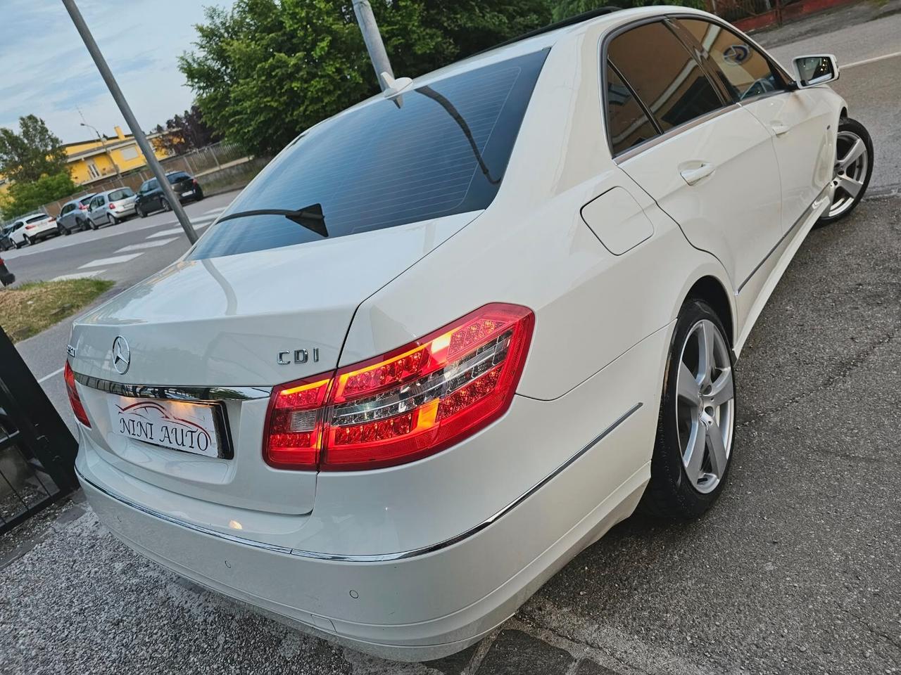 Mercedes-benz E 250 CDI 204cv Avantgarde*Pelle*Navi*Tetto*18*Bi-Xeno*