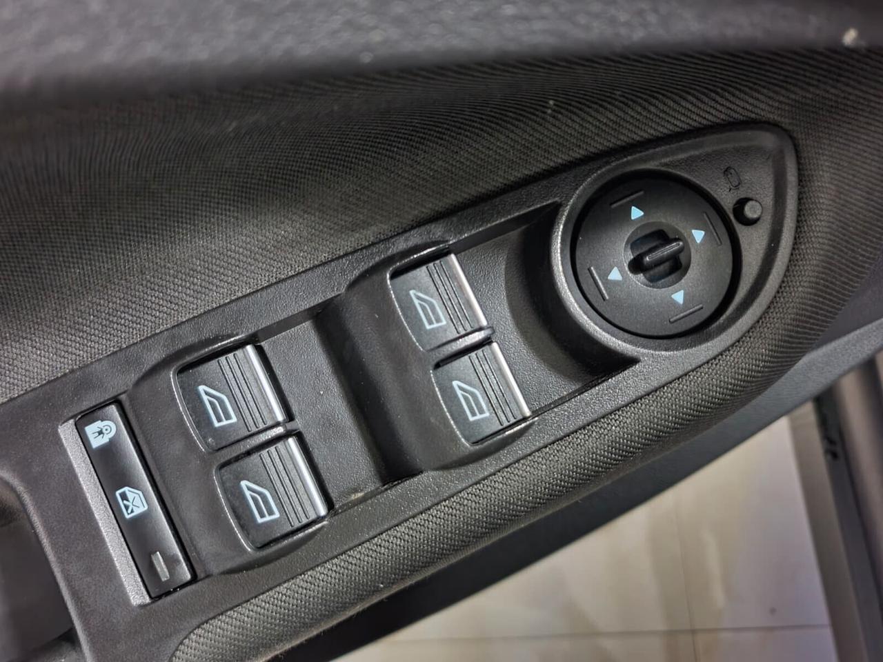 Ford C-Max 1.5 TDCi 120cv Titanium 2016