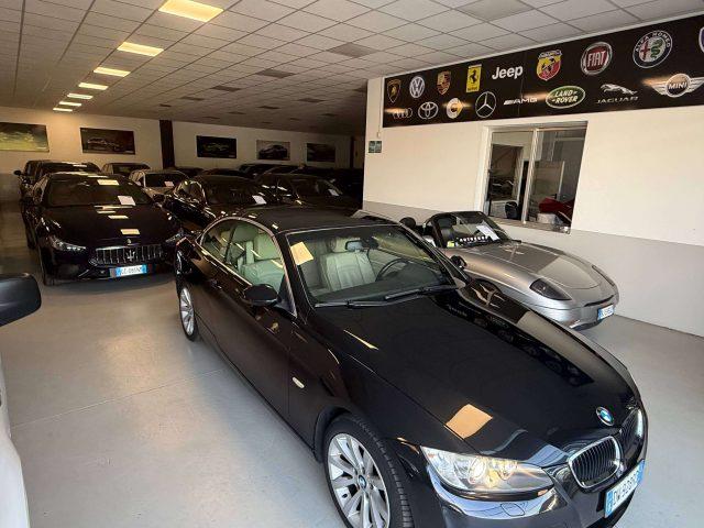 BMW 320 Serie 3 E93 Cabrio 320d Cabrio Attiva