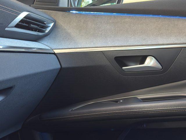 PEUGEOT 3008 BlueHDi 130 S&S EAT8 GT