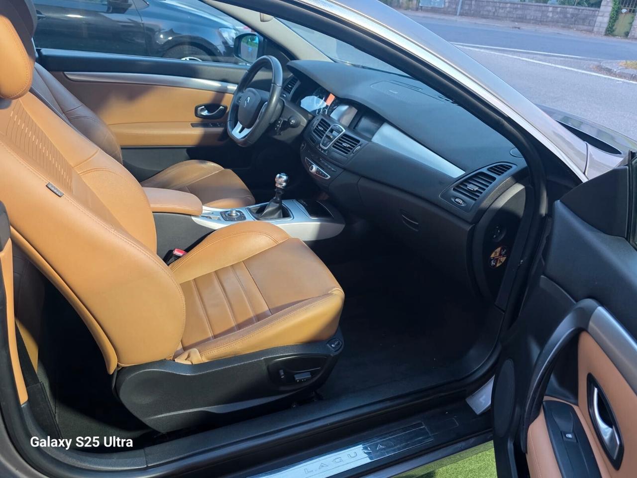 Renault Laguna Coupé 2.0 dCi 180CV 4Control