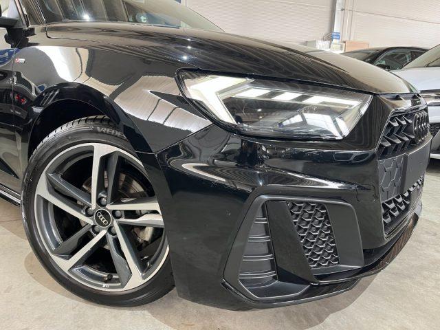 AUDI A1 SPB 30 TFSI 116 CV Identity Black S line "17 Sline