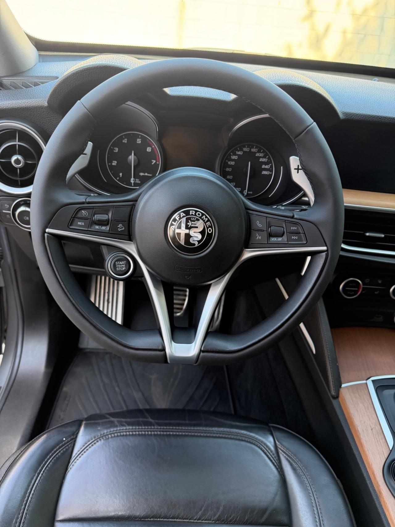 Alfa Romeo Stelvio 2.0 Turbo 280 CV AT8 Q4 First Edition garanzia 12 mesi