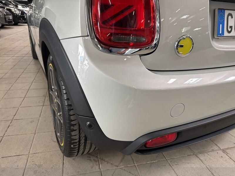 MINI Mini Full Electric Mini F56 Full Electric Mini 3p Cooper SE XL auto