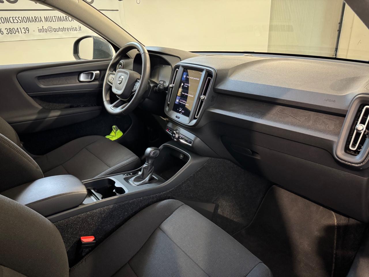 Volvo XC40 D3 Momentum Core