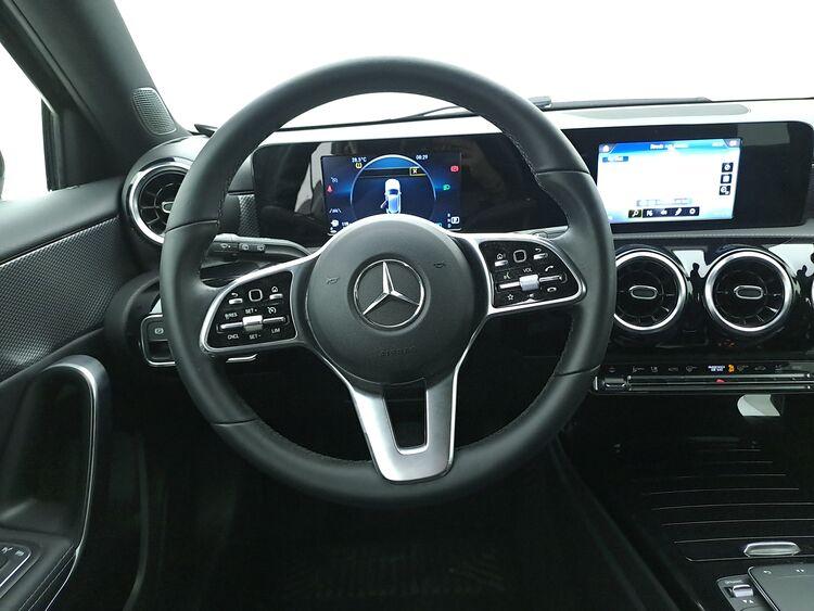 Mercedes Classe A 180d Automatic Sport BR117752 2.0 Diesel 116CV