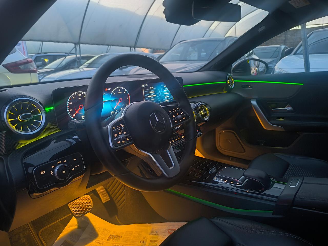 MERCEDES-BENZ A 180d AUTOMATIC SPORT PLUS LED AMBIENT