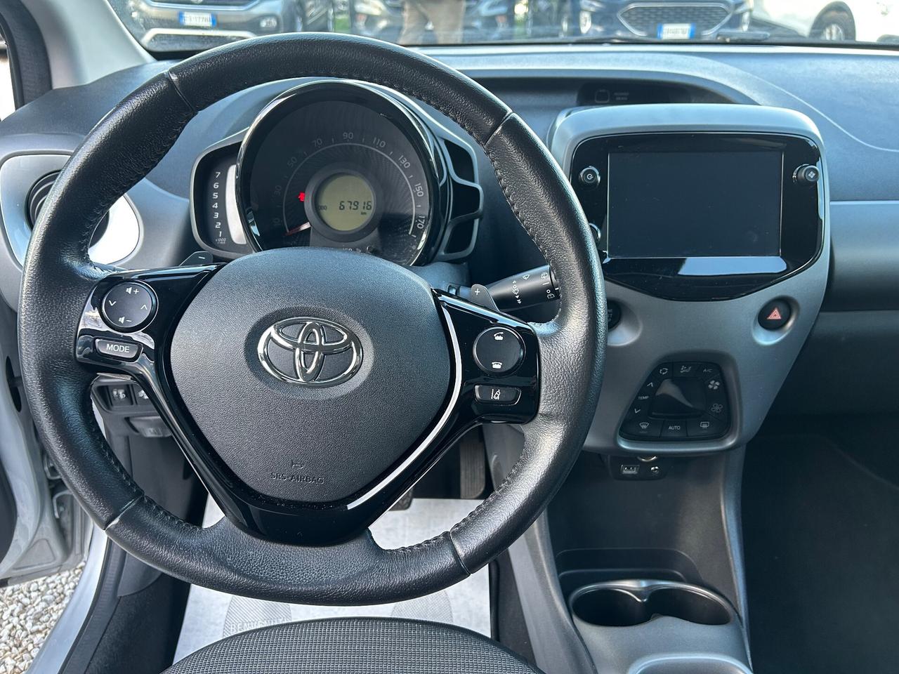 Toyota Aygo Connect 1.0 5P AUTOMATICA NAVI