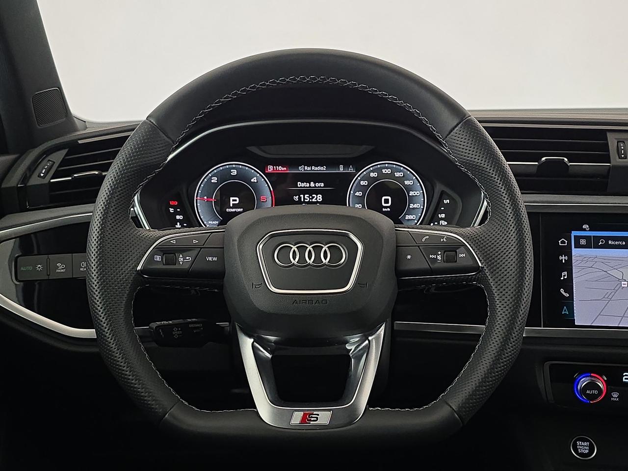 Audi Q3 sportback 35 2.0 tdi identity black s-tronic