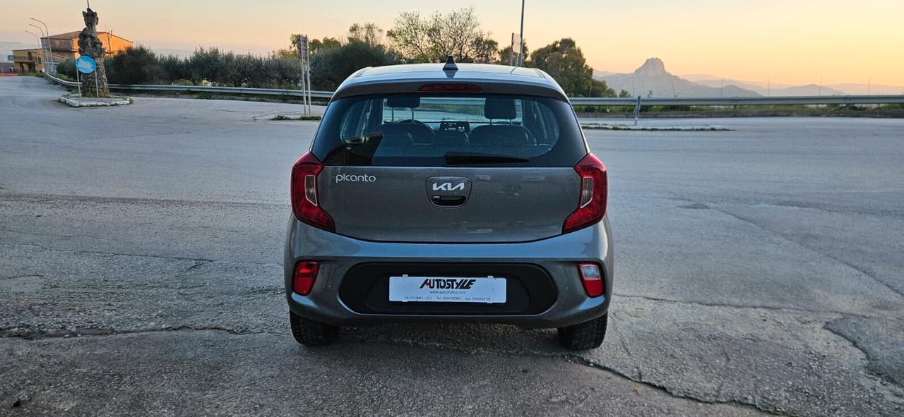 Kia Picanto 1.0 5 porte X-Line