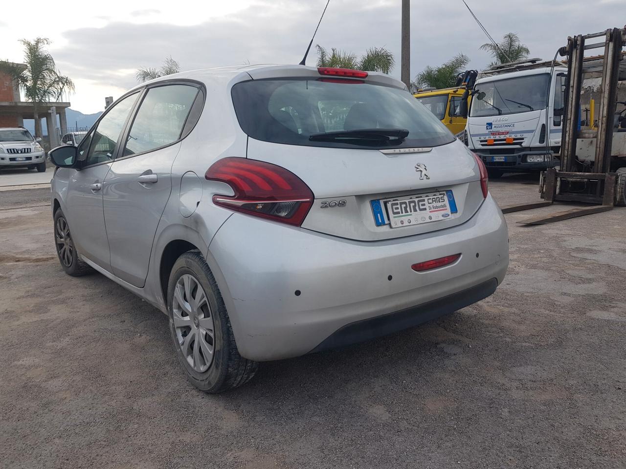 PEUGEOT 208 ANNO 2018 1.2 BENZINA *SINISTRATA