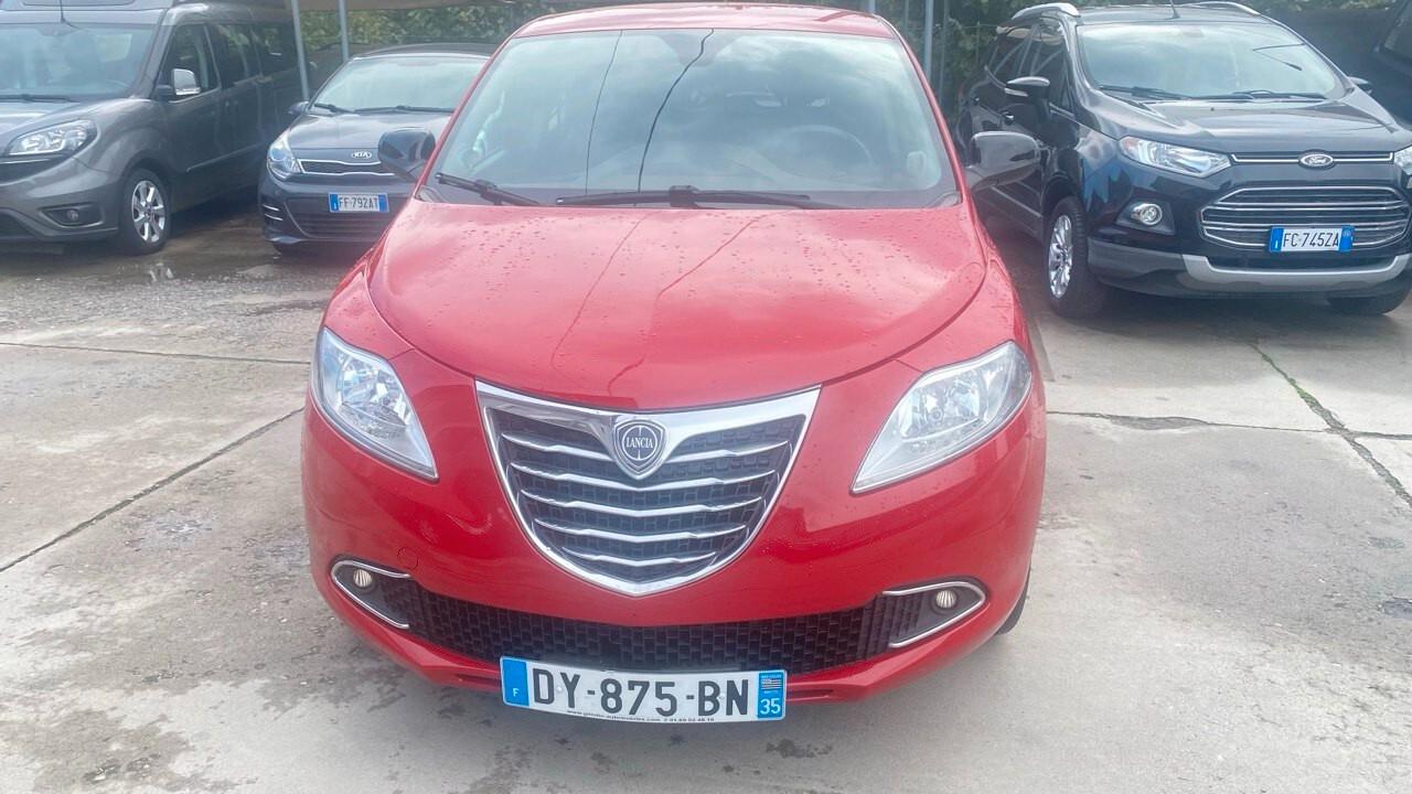 Lancia Ypsilon 1.2 69 CV 5 porte Gold