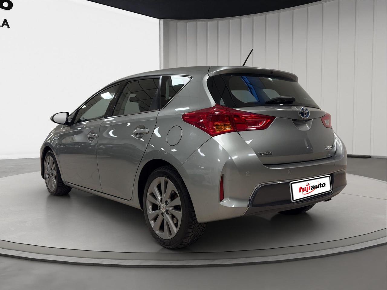 Toyota Auris 5p 1.8h Lounge