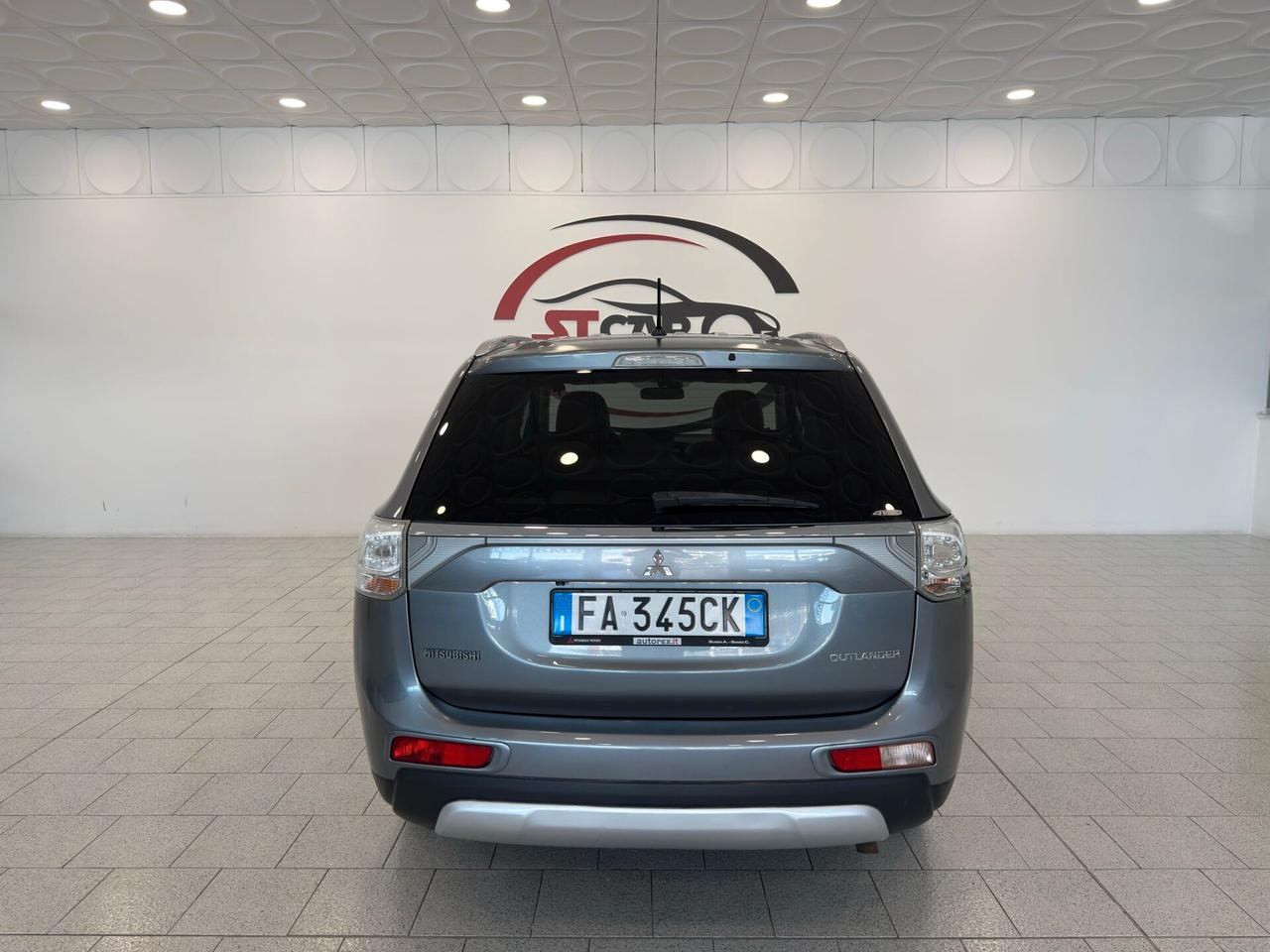 Mitsubishi Outlander 2.2 DI-D 4WD Instyle 7p.