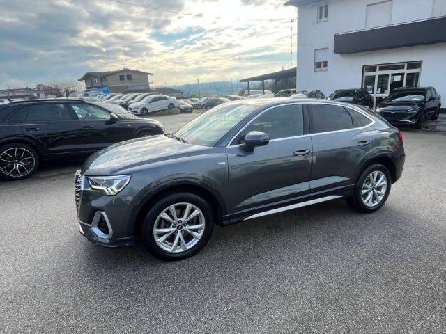 AUDI Q3 35 TDI S line edition