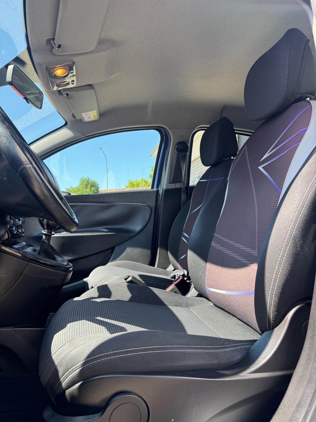 Lancia Ypsilon 1.2 69 CV 5 porte GPL Ecochic Gold