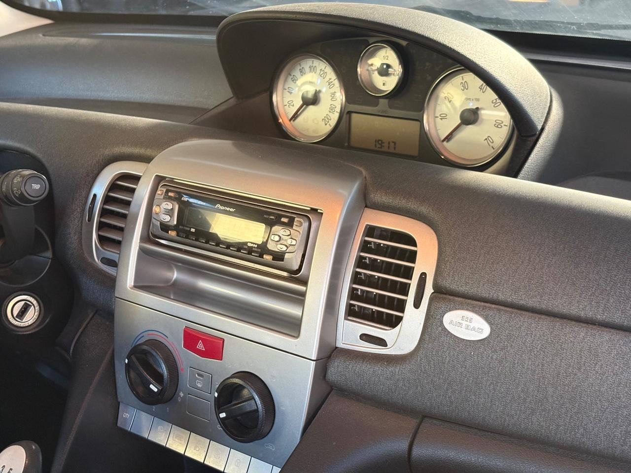 Lancia Ypsilon 1.2 Argento