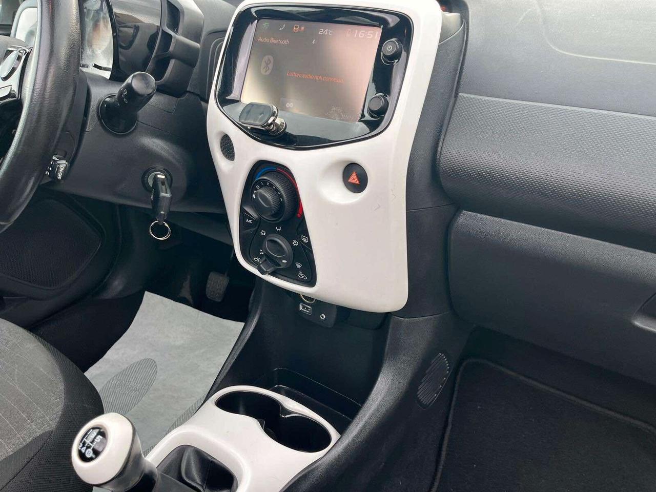 Citroen C1 VTi 68 S&S 5 porte Shine
