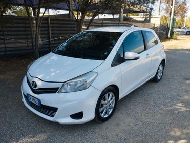 Toyota Yaris 1.4 D-4D 3 porte Style
