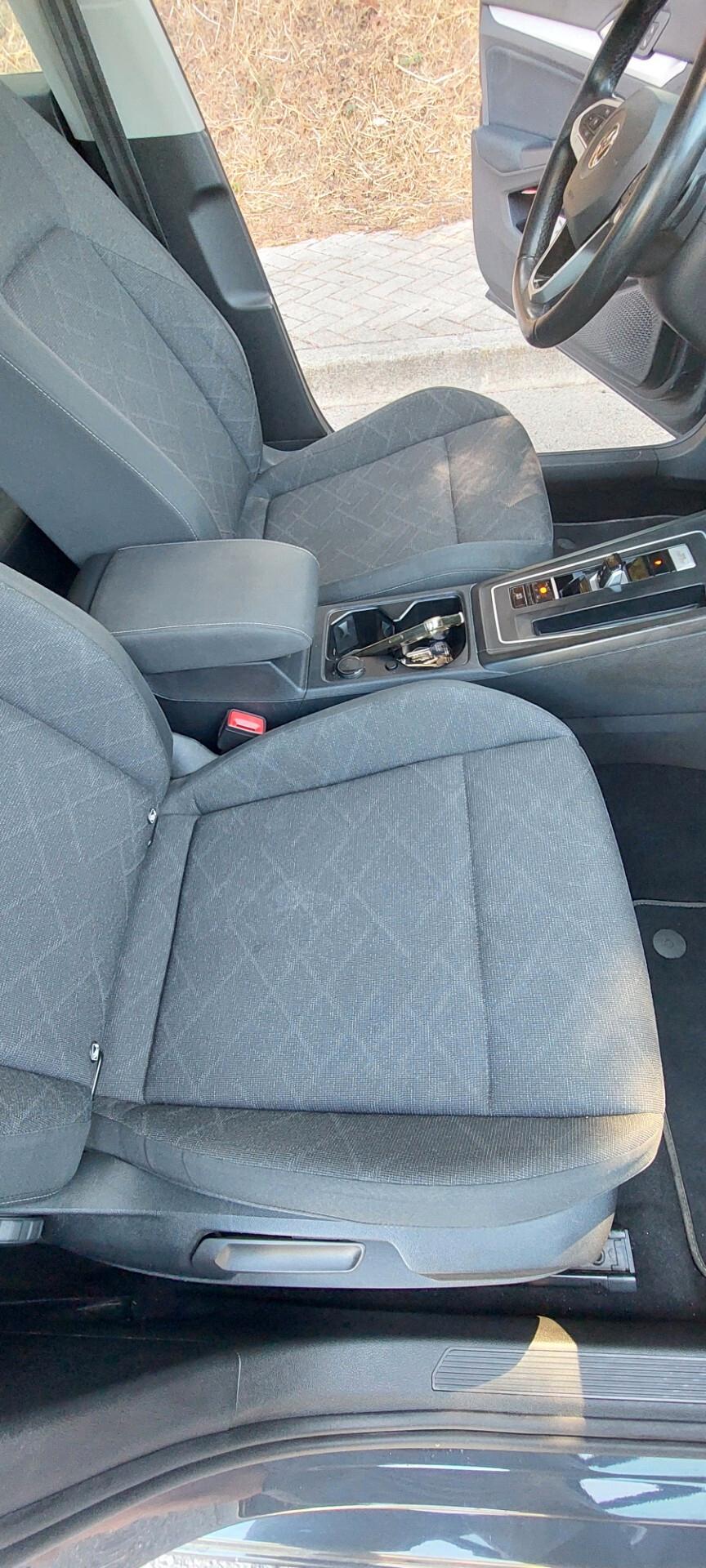 GOLF 8 DSG 2,0 DIESEL 115 CV STRAFULL NAVI LEGA TELEFONO CRUISE CAMBIO AUTOMATICO NUOVA
