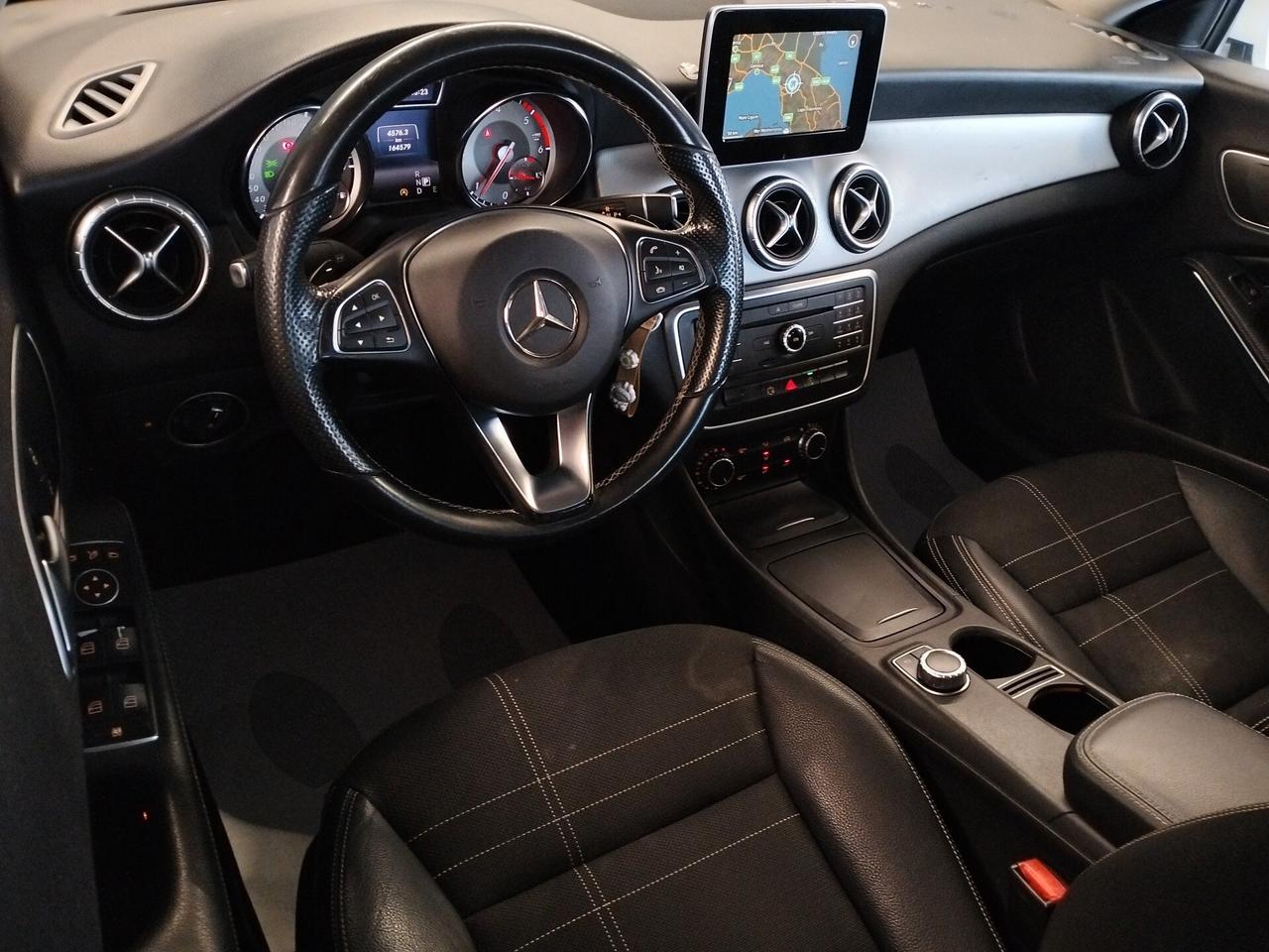 Mercedes-benz CLA 200 CDI Automatic Sport - NEOPATENTATI