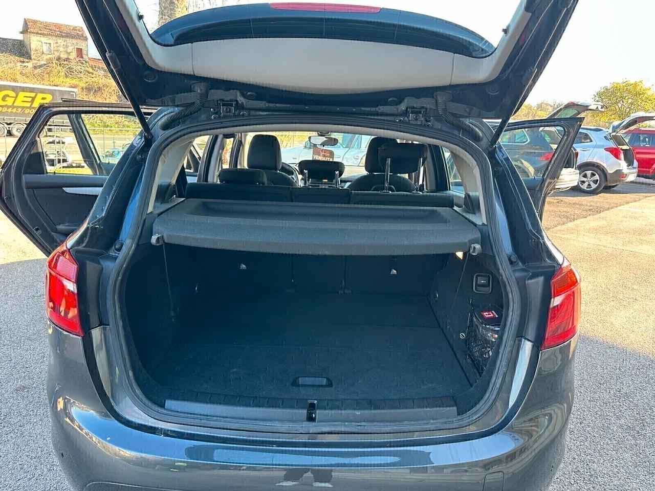 Bmw 216d Active Tourer Luxury IVA ESP NEOPATENTATI