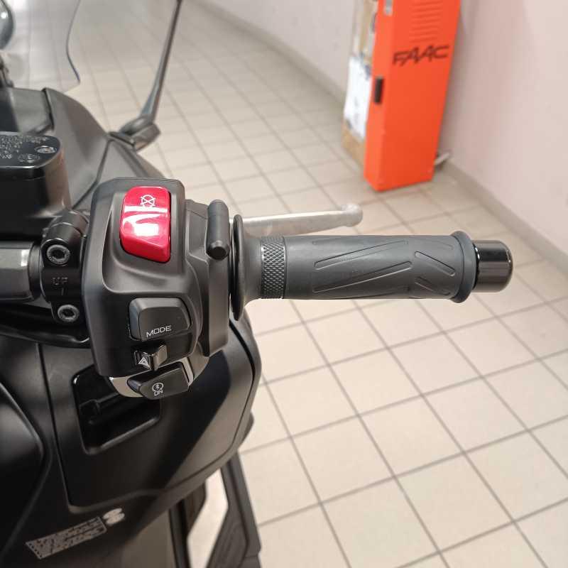 Yamaha T-Max 560 - 2023