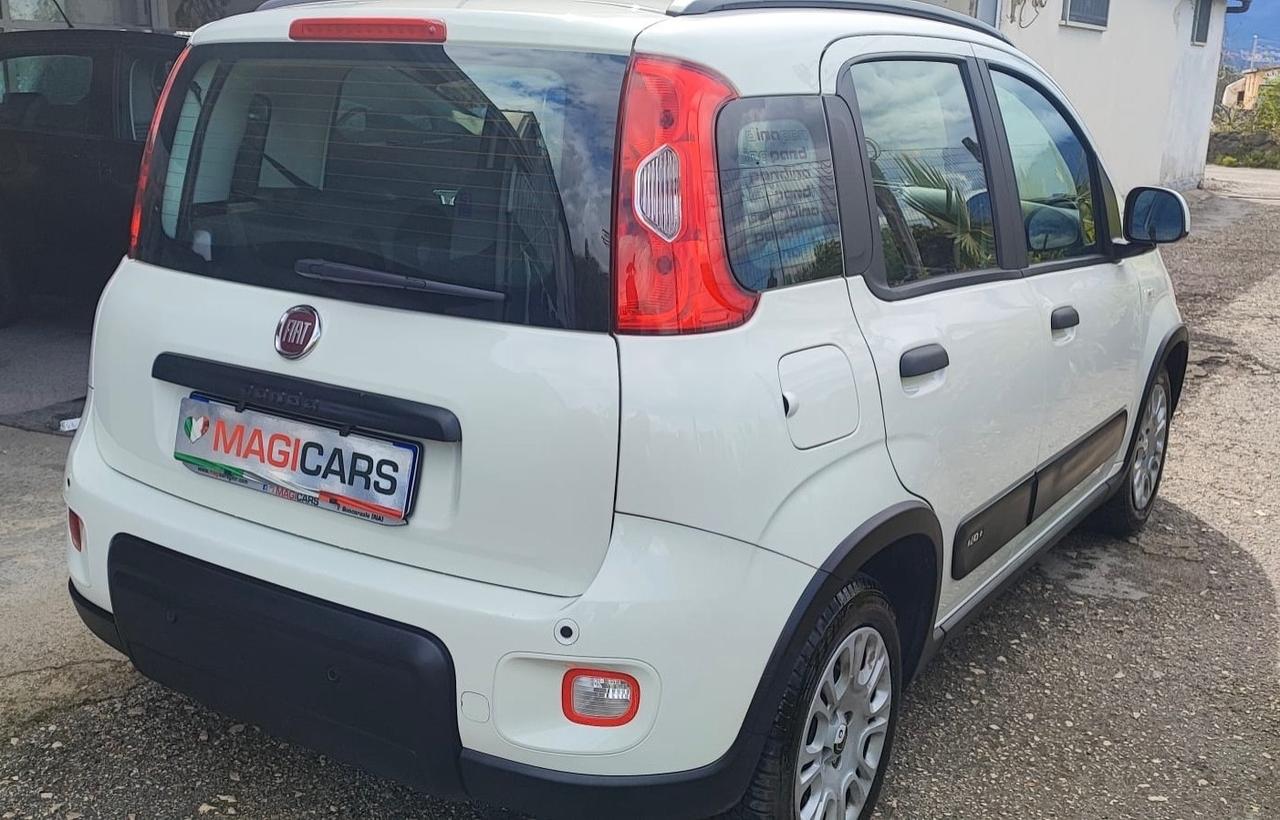 Fiat Panda Pandina 1.0 FireFly S&S Hybrid