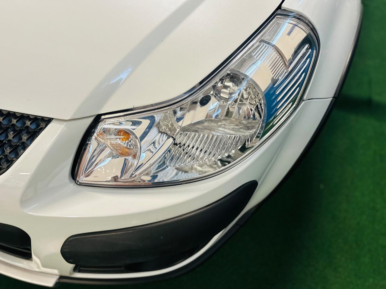 Splendida Suzuki SX4 1.6 /4x4/ kmcerticati