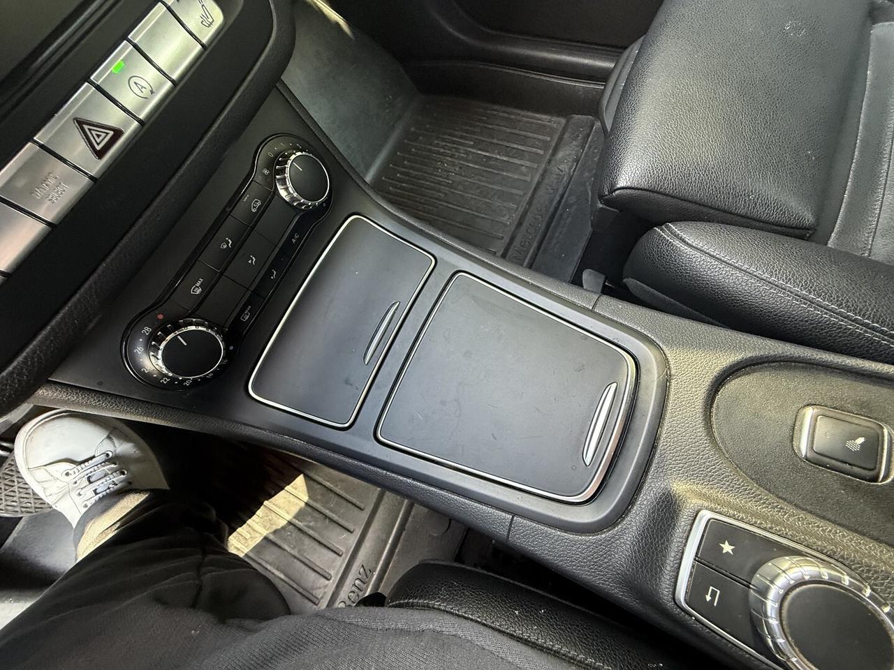 MERCEDES CLASSE B 180D